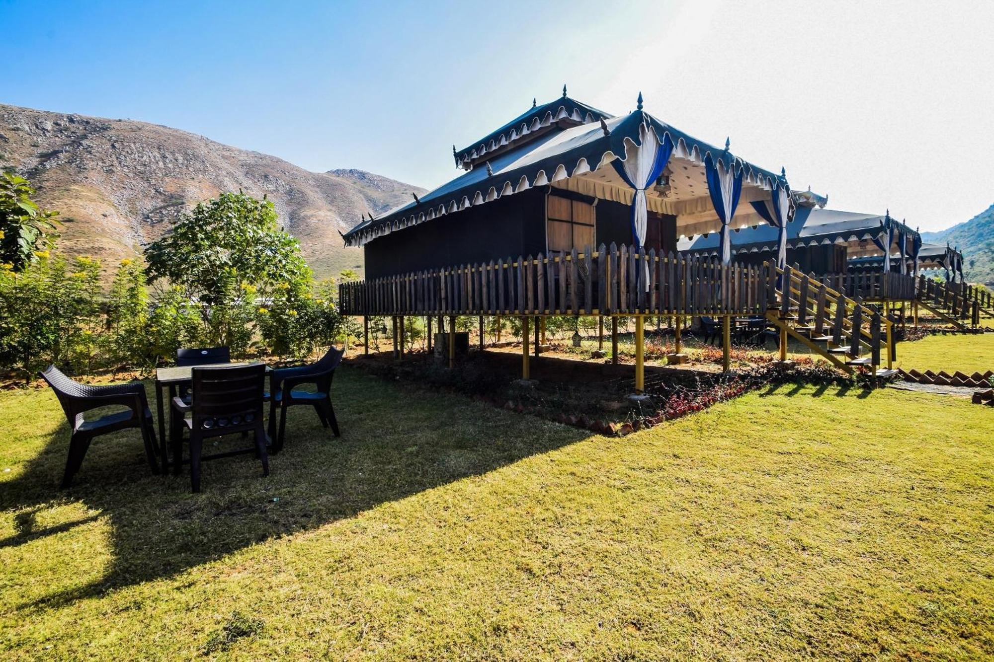 Hotel O Green Valley Resort พุชการ์ ภายนอก รูปภาพ